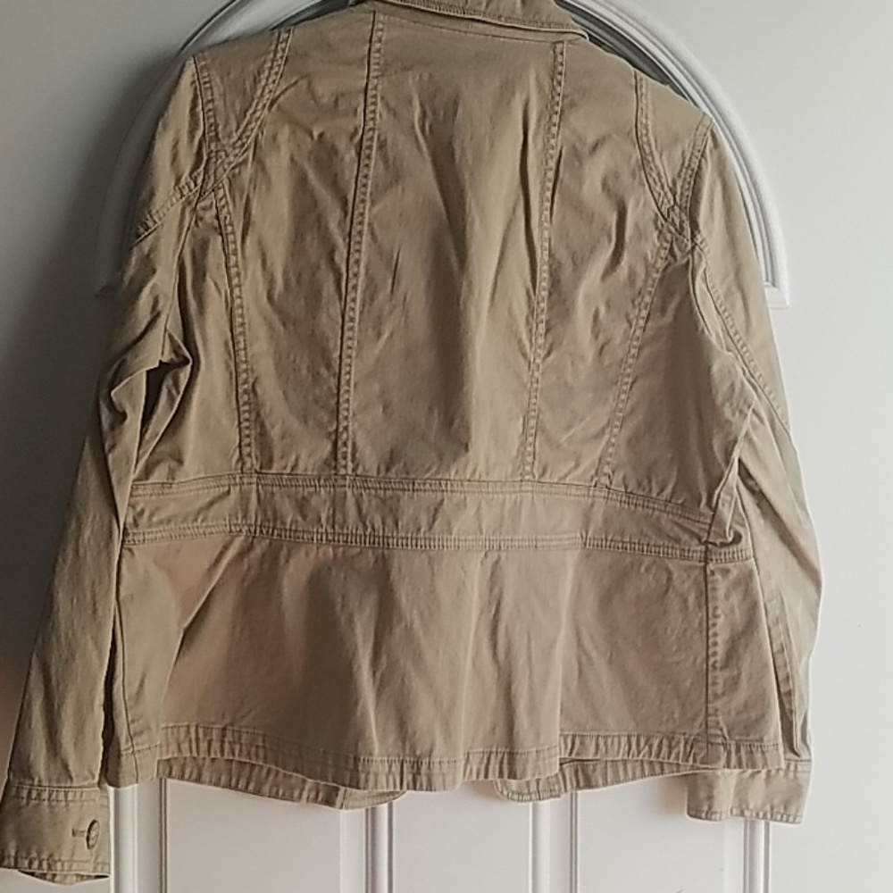 Jacket - Picture 4 of 7